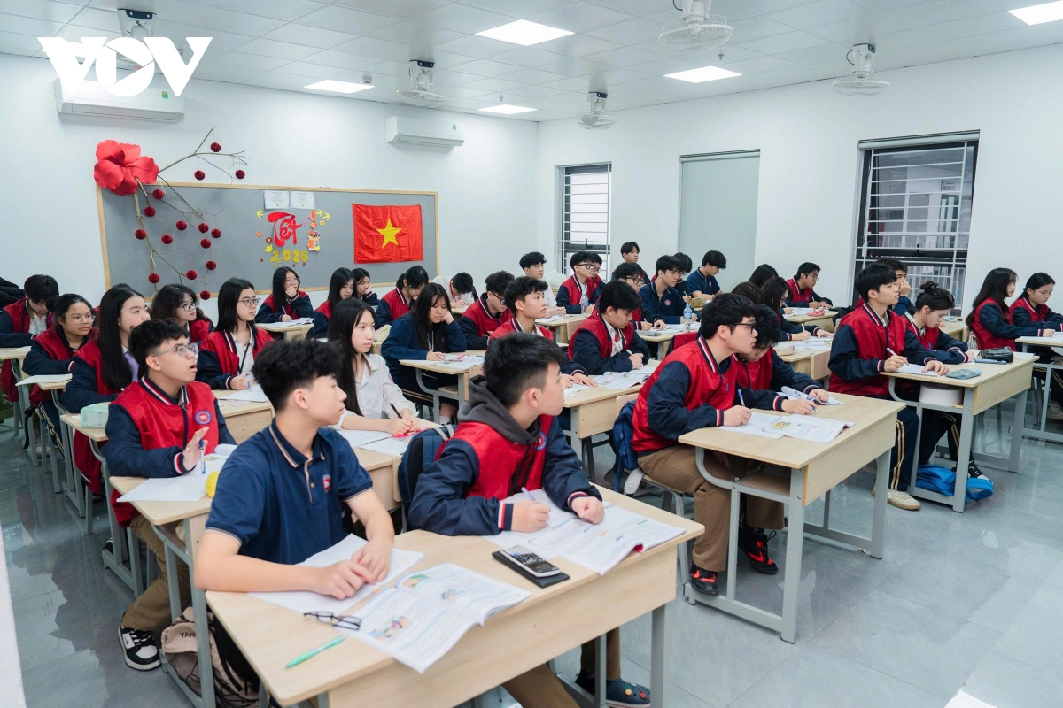 Thông tư 29 sửa đổi về dạy và học thêm: Nới nhu cầu, siết tiêu cực có hết bất cập?